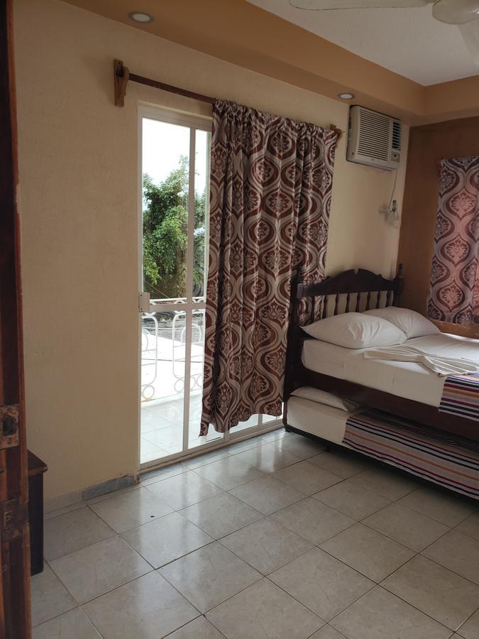 Hotel Cuarto Camino ปลายาเดลการ์เมน ภายนอก รูปภาพ